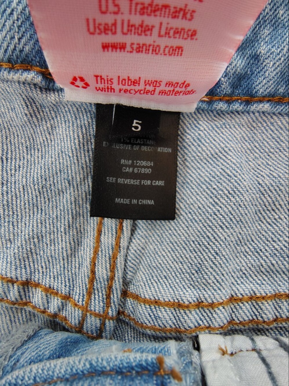 Hello Kitty Light Blue High-Rise Jeans with Red Bow Appliqués - Picture 12 of 15